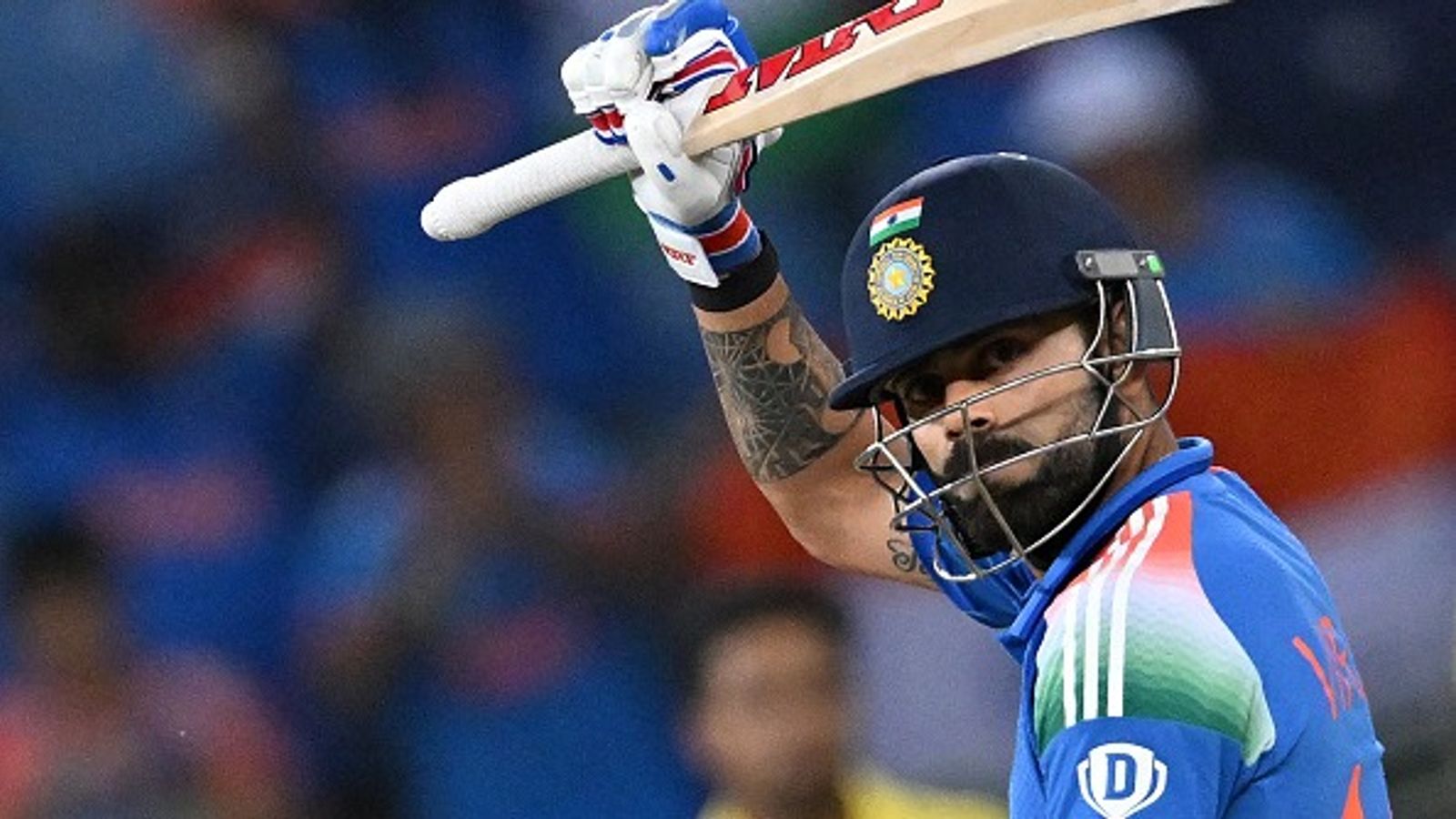 IND vs AUS: विराट कोहली का ऑस्ट्रेलिया में कैसा है वनडे रिकॉर्ड? 29 मैचों में लगा चुके हैं पांच शतक IND vs AUS: विराट कोहली का ऑस्ट्रेलिया में कैसा है वनडे रिकॉर्ड? 29 मैचों में लगा चुके हैं पांच शतक