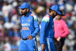 विराट कोहली और रोहित शर्मा 2027 वर्ल्ड कप खेलेंगे या नहीं? अजीत अगरकर ने कहा - दो साल में तो वो... SportsTak Hindi