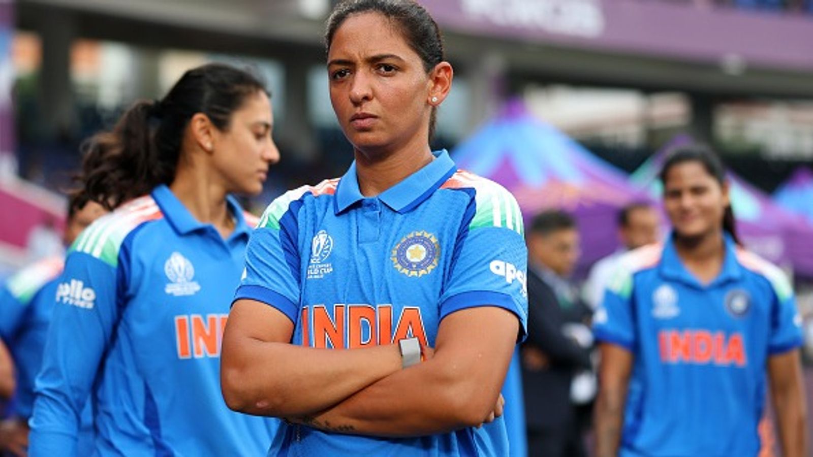 Women's World Cup 2025: टीम इंडिया लगातार दो हार के बाद कैसे कटा सकती है सेमीफाइनल का टिकट? जानें पूरा समीकरण Women's World Cup 2025: टीम इंडिया लगातार दो हार के बाद कैसे कटा सकती है सेमीफाइनल का टिकट? जानें पूरा समीकरण