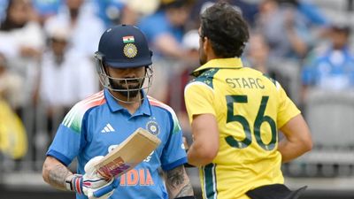 विराट कोहली के शून्य पर आउट होने से कैसा है टीम इंडिया के ड्रेसिंग रूम का माहौल? अर्शदीप सिंह ने खोला राज Virat Kohli