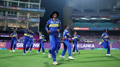 SL vs BAN: 7 गेंद में गिरे 5 विकेट, बांग्लादेश हारा जीती हुई बाजी, नहीं बना सका 2 ओवर में 12 रन, श्रीलंका की हैरतअंगेज जीत SportsTak Hindi
