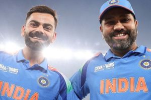 IND vs AUS: रोहित-कोहली के बचाव में उतरे टीम इंडिया के बैटिंग कोच, बोले- अगर जरूरत से ज्यादा... SportsTak Hindi