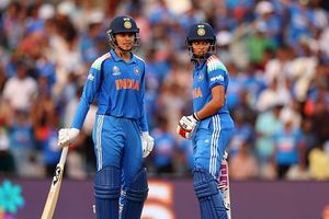 Women's WC : स्मृति मांधना और प्रतिका रावल ने शतकों से उड़ाये बड़े रिकॉर्ड, भारत के लिए वर्ल्ड कप में पहली बार हुआ ऐसा  SportsTak Hindi