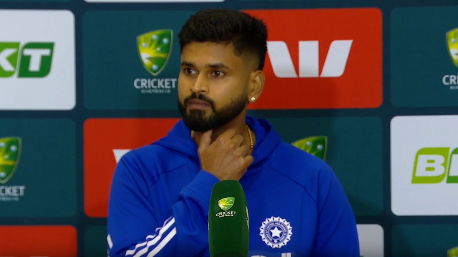 श्रेयस अय्यर ने ऑस्ट्रेलिया में 61 रन की पारी खेलने के बाद बैटिंग स्टांस पर तोड़ी चुप्पी, कहा - ये कोई नया नहीं बल्कि... श्रेयस अय्यर ने ऑस्ट्रेलिया में 61 रन की पारी खेलने के बाद बैटिंग स्टांस पर तोड़ी चुप्पी, कहा - ये कोई नया नहीं बल्कि...