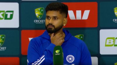 श्रेयस अय्यर ने ऑस्ट्रेलिया में 61 रन की पारी खेलने के बाद बैटिंग स्टांस पर तोड़ी चुप्पी, कहा - ये कोई नया नहीं बल्कि... shreyas iyer