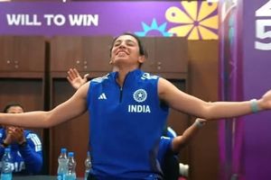 IND vs NZ: स्मृति मांधना टीम इंडिया का स्पेशल मेडल पहली बार जीतने पर हुईं इमोशनल, कहा- ढाई साल पहले...,Video SportsTak Hindi