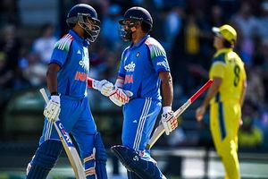 IND vs AUS, Sydney Weather Forecast: क्या भारत-ऑस्ट्रेलिया के बीच तीसरे वनडे में बारिश बिगाड़ेगी खेल? जानें सिडनी का वेदर अपडेट SportsTak Hindi