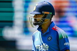 IND vs AUS: विराट कोहली को लेकर सिडनी वनडे से पहले इरफान पठान की बड़ी भविष्यवाणी, बोले- उन्हें रोकना मुश्किल होगा अगर... SportsTak Hindi