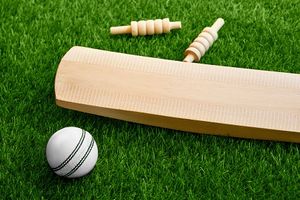 बड़ी खबर: ऑस्ट्रेलियाई खिलाड़ी सिर पर गेंद लगने के बाद लाइफ सपोर्ट पर, टी20 मैच के लिए वार्मअप करते समय हादसा, हालत काफी गंभीर SportsTak Hindi