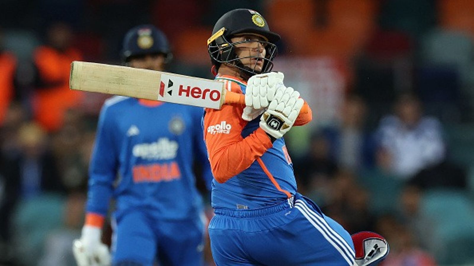 IND vs AUS: अभिषेक शर्मा फ्लॉप, एक भी छक्का नहीं लगा पाया विस्फोटक बैटर, जानें कैसे कंगारुओं ने बुना जाल IND vs AUS: अभिषेक शर्मा फ्लॉप, एक भी छक्का नहीं लगा पाया विस्फोटक बैटर, जानें कैसे कंगारुओं ने बुना जाल