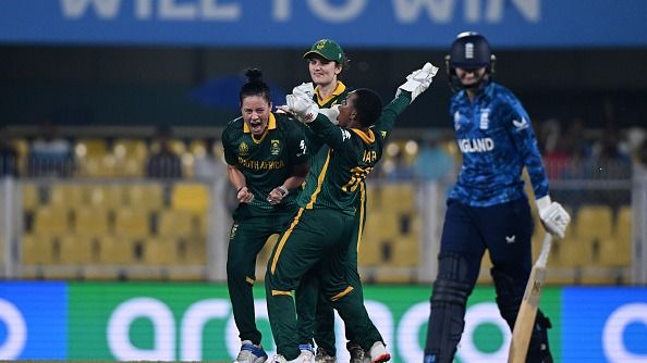 लॉरा वूलवार्ट के शतक से साउथ अफ्रीका ने पहली बार वर्ल्ड कप फाइनल में बनाई जगह, इंग्लैंड का टूटा सपना  SportsTak Hindi