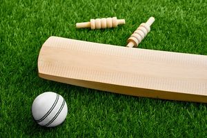 ऑस्ट्रेलियाई क्रिकेटर की बॉल लगने से मौत, फिल ह्यूज की तरह गर्दन पर लगी थी चोट SportsTak Hindi