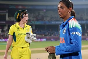 IND vs AUS: भारत और ऑस्ट्रेलिया के बीच वनडे में किसका है दबदबा, वर्ल्ड कप में कौन है आगे? यहां जानें Head to head रिकॉर्ड SportsTak Hindi