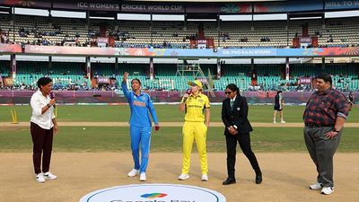 IND vs AUS, Women's World Cup 2025: भारत ने सेमीफाइनल में किए तीन बदलाव, ऑस्ट्रेलिया के खिलाफ शेफाली वर्मा समेत इन प्लेयर्स को मिला प्लेइंग XI में मौका SportsTak Hindi