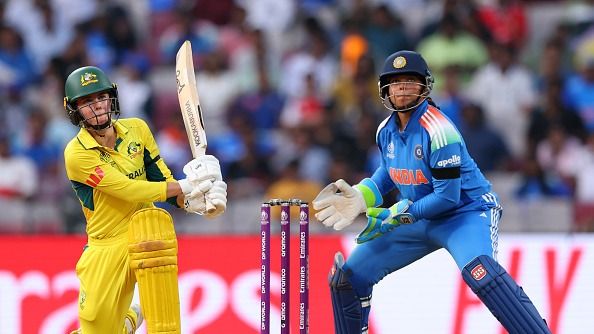 Phoebe Litchfield of Australia bats