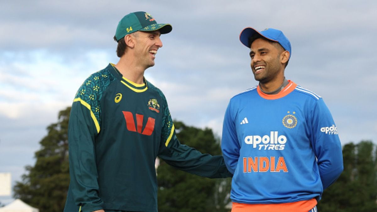 IND vs AUS T20I: ऑस्ट्रेलिया ने टॉस जीतकर बॉलिंग चुनी, किया एक बदलाव, जानिए भारत की प्लेइंग इलेवन