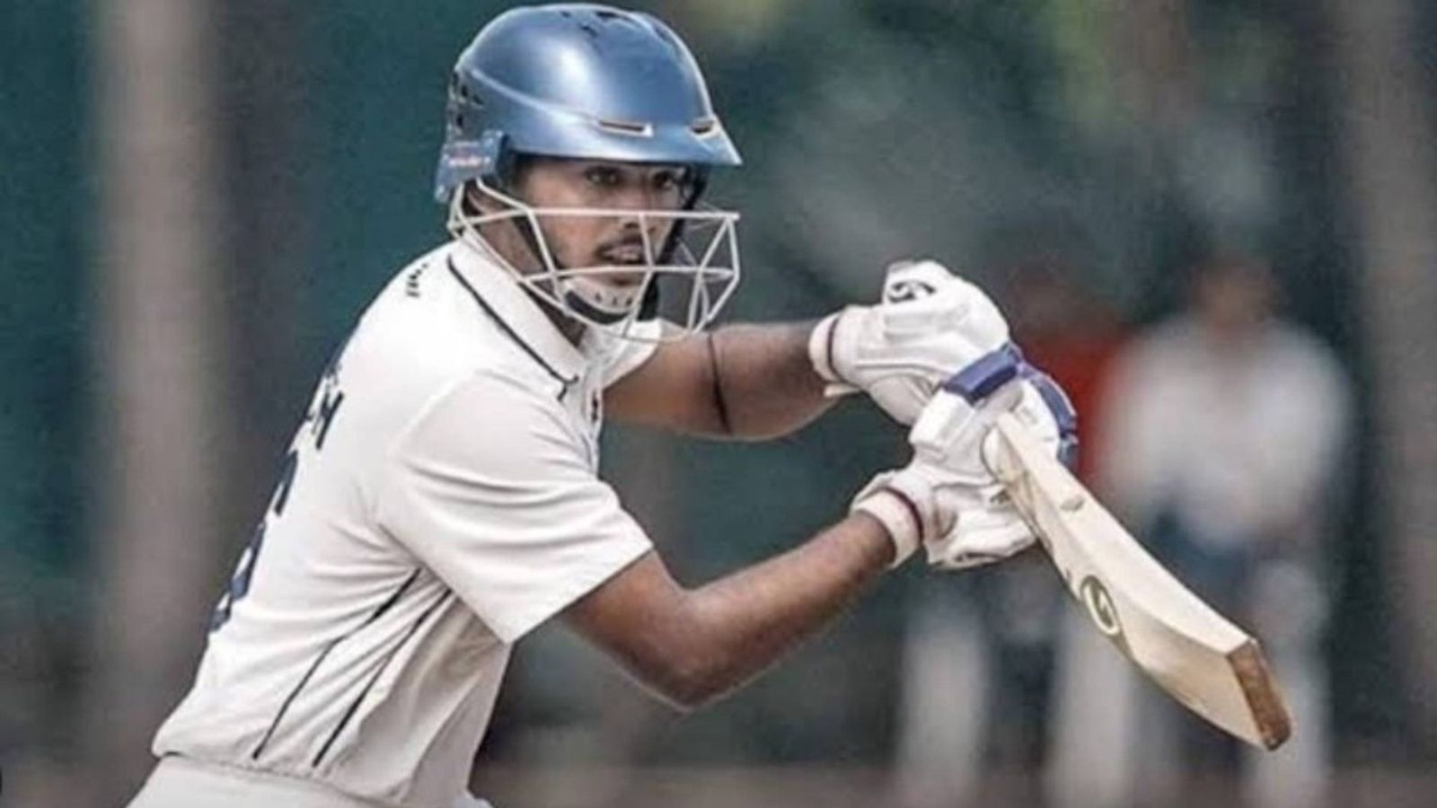 आयुष म्हात्रे ने टीम इंडिया में मौका मिलते ही ठोकी तूफानी फिफ्टी, टेस्ट में की टी20 जैसी बैटिंग, लगाई चौकों की बौछार आयुष म्हात्रे ने टीम इंडिया में मौका मिलते ही ठोकी तूफानी फिफ्टी, टेस्ट में की टी20 जैसी बैटिंग, लगाई चौकों की बौछार