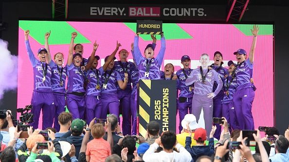 Captain Hollie Armitage (C) lifts the Women's Hundred 2025 trophy after Northern Superchargers beat Southern Brave in the final