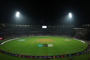 Women's WC : IND vs SA फाइनल पर बारिश का खतरा, अगर धुला मैच तो क्या रिजर्व डे का है प्लान? यहां जानें सब कुछ SportsTak Hindi