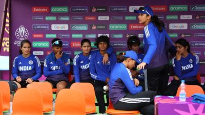 India women vs South Africa women: महिला वर्ल्ड कप में बारिश को लेकर क्या है नियम, कब से कटेंगे ओवर्स, मैच धुला तो कैसे तय होगा विजेता SportsTak Hindi