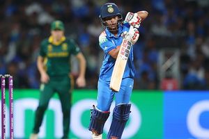 अमनजोत कौर को वर्ल्ड चैंपियन बनने के बाद मिली बुरी खबर! वर्ल्ड कप से ध्यान ना भटके, इसलिए परिवार ने कई दिनों से दबा रखी थी बात SportsTak Hindi