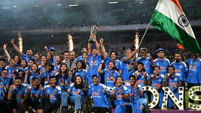 भारतीय महिला टीम को BCCI से मिलेंगे 51 करोड़ रुपये, महिला वर्ल्ड कप 2025 जीतने पर बंपर इनाम का ऐलान SportsTak Hindi