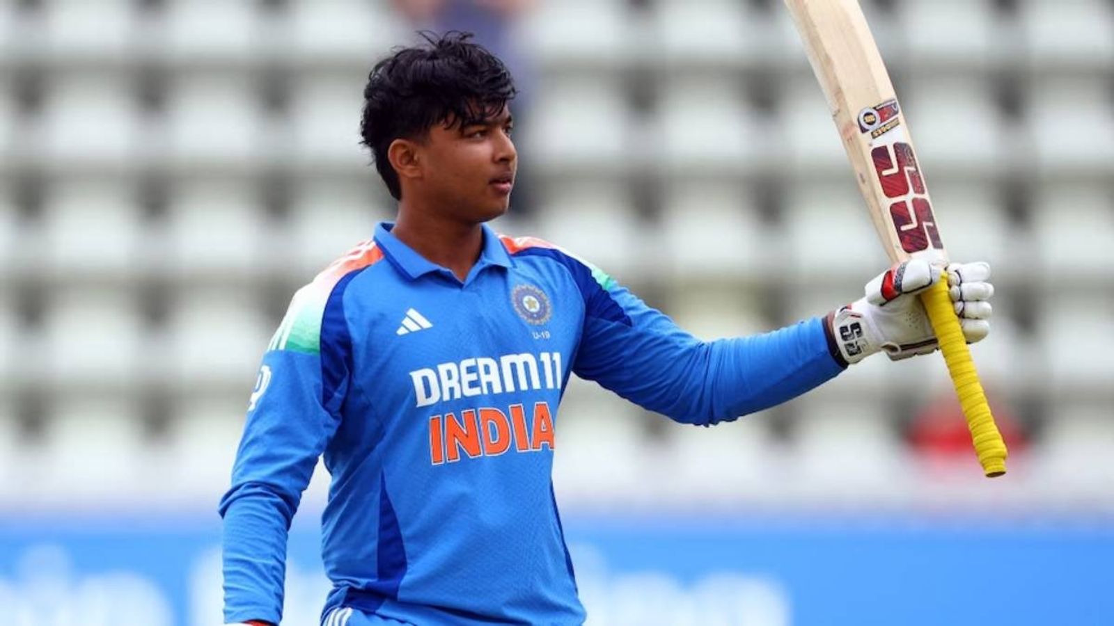 वैभव सूर्यवंशी को 14 साल की उम्र में इंडिया ए में कैसे मिली जगह, इन तूफानी आंकड़ों ने सेलेक्टर्स को किया मजबूर वैभव सूर्यवंशी को 14 साल की उम्र में इंडिया ए में कैसे मिली जगह, इन तूफानी आंकड़ों ने सेलेक्टर्स को किया मजबूर