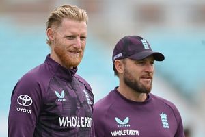 सेंट्रल कॉन्ट्रैक्ट पर इंग्लैंड का बड़ा फैसला, 6 खिलाड़ियों को मिला पहली बार मौका, 14 स्टार्स 2 साल के लिए साइन, पूरी लिस्ट देखें SportsTak Hindi