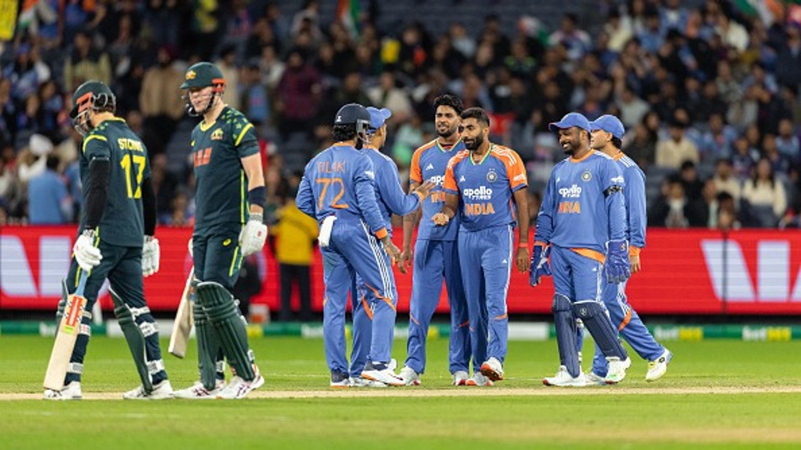 IND vs AUS 4th T20I: क्या हाई स्कोरिंग गोल्ड कोस्ट में बारिश करेगी परेशान? जानें पिच और वेदर रिपोर्ट IND vs AUS 4th T20I: क्या हाई स्कोरिंग गोल्ड कोस्ट में बारिश करेगी परेशान? जानें पिच और वेदर रिपोर्ट