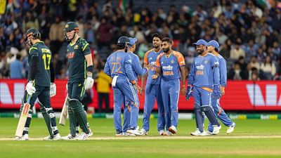 IND vs AUS 4th T20I: क्या हाई स्कोरिंग गोल्ड कोस्ट में बारिश करेगी परेशान? जानें पिच और वेदर रिपोर्ट SportsTak Hindi