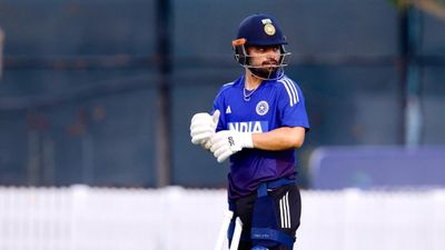 IND vs AUS : रिंकू सिंह को ऑस्ट्रेलिया में होने वाले अंतिम T20I में जगह मिलेगी या नहीं? सुरेश रैना ने दिया जवाब SportsTak Hindi