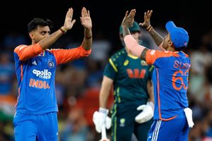 सूर्यकुमार यादव की कप्तानी पर मोहम्मद कैफ का विस्फोटक बयान, कहा - कुछ भी फिक्स नहीं और... SportsTak Hindi