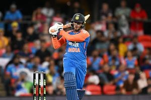 अभिषेक शर्मा के नाम वर्ल्ड रिकॉर्ड, 528 गेंदों में ऐसा करने वाले बने दुनिया के पहले बैटर SportsTak Hindi