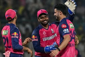 कौन संभालेगा राजस्थान रॉयल्स की कप्तानी? संजू सैमसन को रिप्लेस करने की रेस में रियान पराग नहीं, बल्कि ये हैं दो सरप्राइज नाम SportsTak Hindi