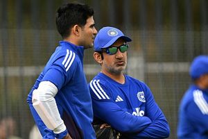 क्या गौतम गंभीर ने विराट- रोहित पर कसा तंज? ऑस्ट्रेलिया में वनडे सीरीज गंवाने के बाद कोच का बड़ा बयान, बोले- मैं बिल्कुल भी... SportsTak Hindi