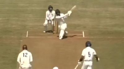 6,6,6 : लगातार आठ छक्के से वर्ल्ड रिकॉर्ड बनाने वाले आकाश ने IPL को लेकर तोड़ी चुप्पी, कहा - समय आने पर... SportsTak Hindi