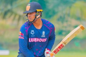 वैभव सूर्यवंशी और आयुष म्हात्रे के बिना खेलेगी भारत की अंडर 19 ए और बी टीम, बीसीसीआई ने किया ऐलान, जानें किसे मिला मौका SportsTak Hindi