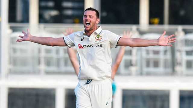 Ashes: ऑस्ट्रेलिया को तगड़ा झटका, 18 रन पर चार विकेट लेकर तबाही मचाने वाला गेंदबाज पर्थ टेस्ट से बाहर, हेजलवुड की चोट पर भी आई बड़ी अपडेट Ashes: ऑस्ट्रेलिया को तगड़ा झटका, 18 रन पर चार विकेट लेकर तबाही मचाने वाला गेंदबाज पर्थ टेस्ट से बाहर, हेजलवुड की चोट पर भी आई बड़ी अपडेट