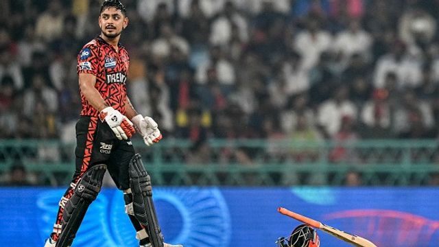 IPL 2026 : इशान किशन को सनराइजर्स हैदराबाद टीम में रखेगी या नहीं? इस VIDEO से खुला राज आईपीएल मैच के दौरान इशान किशन