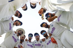 IND vs SA: भारत ने 93 साल के टेस्ट इतिहास में पहली बार उतारी ऐसी प्लेइंग इलेवन, शुभमन लिख रहे नई कहानी SportsTak Hindi