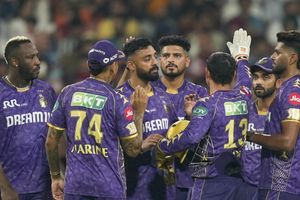 IPL 2026: कोलकाता नाइट राइडर्स ने इस सूरमा को बनाया बॉलिंग कोच, CSK-MI के साथ जीता है आईपीएल खिताब SportsTak Hindi