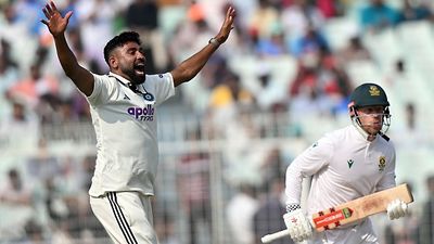 IND vs SA: साउथ अफ्रीका के खिलाफ 2 विकेट लेने के बाद मोहम्मद सिराज का चौंकाने वाला खुलासा, कहा- जस्सी भाई ने मेरी... SportsTak Hindi