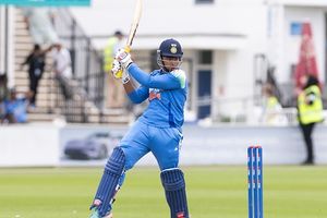 Vaibhav Suryavanshi Records: वैभव सूर्यवंशी ने 15 छक्कों-11 चौकों से ठोके 144 रन, इंडिया ए के लिए लगा दी रिकॉर्ड्स की झड़ी SportsTak Hindi