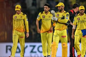 IPL 2026, CSK Retained and Release list: चेन्नई सुपर किंग्स ने रवींद्र जडेजा के साथ इन 5 खिलाड़ियों को किया रिलीज SportsTak Hindi