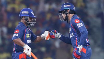 IPL 2026 Lucknow Super Giants Retained & Released Players List: लखनऊ सुपर जायंट्स ने किन खिलाड़ियों को किया रिटेन, कौन हुआ रिलीज Rishabh Pant, Abdul Samad