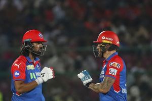 IPL 2026 delhi capitals Retained & Released Players List: दिल्ली कैपिटल्स से कौन बाहर और कौन रहा बरकरार, देखिए पूरी लिस्ट SportsTak Hindi