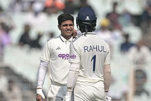 IND vs SA: शुभमन गिल की चोट के इलाज में देरी से भड़के हेड कोच गौतम गंभीर, रिपोर्ट में हुआ चौंकाने वाला खुलासा SportsTak Hindi