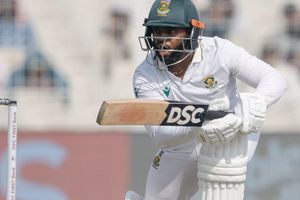IND vs SA, 1st Test: टेंबा बवुमा की फिफ्टी के चलते भारत को कोलकाता टेस्ट में मिला 124 रन का लक्ष्य, साउथ अफ्रीका की दूसरी पारी 153 रन पर सिमटी SportsTak Hindi