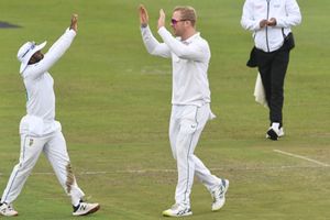 कौन हैं साइमन हार्मर जिनकी फिरकी के आगे ढेर हुई टीम इंडिया, 10 साल पहले भारत दौरे के बाद खत्म हो गया था करियर, ले चुके हैं 1000 प्लस विकेट SportsTak Hindi