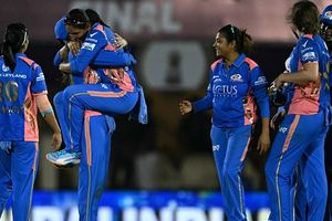 WPL 2026 पर बड़ी खबर, इन दो शहरों में हो सकता है पूरा सीजन, जनवरी की इस तारीख से होगी शुरुआत SportsTak Hindi